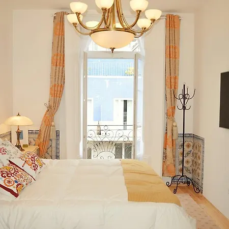 Chiado 3 Bedroom Luxury Appartement *